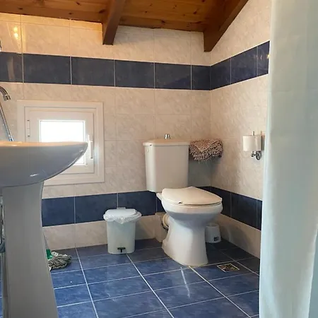 Theros Mansion 5br Mansion Sky 360 Views, Infinity Pool & Jacuzzi *