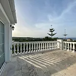 Apartament Theros