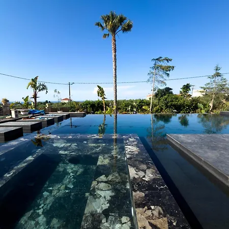 Theros Mansion 5br Mansion Sky 360 Views, Infinity Pool & Jacuzzi * Plános